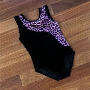 Girls gymnastics leotard